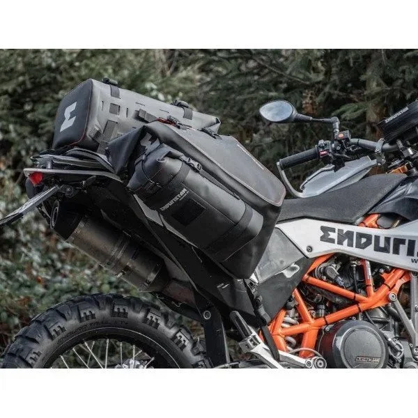 Bolso pequeño Sidekick 05 (5L) de Enduristan, accesorio para sidecar Ural a través de Moto Side Aventure (distribuidor de sidecares Ural)