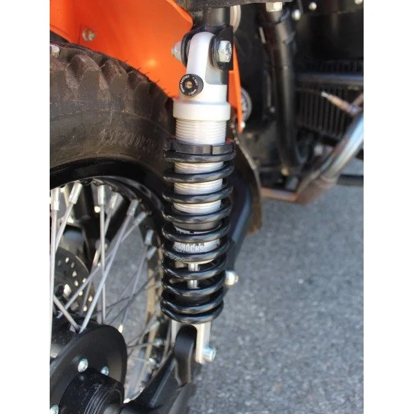 Le side-car Ural Expedition de 2024 est un side-car d'occasion de collection n'existant qu'en 20 modèle et disponible dans notre dépot/vente de Valence