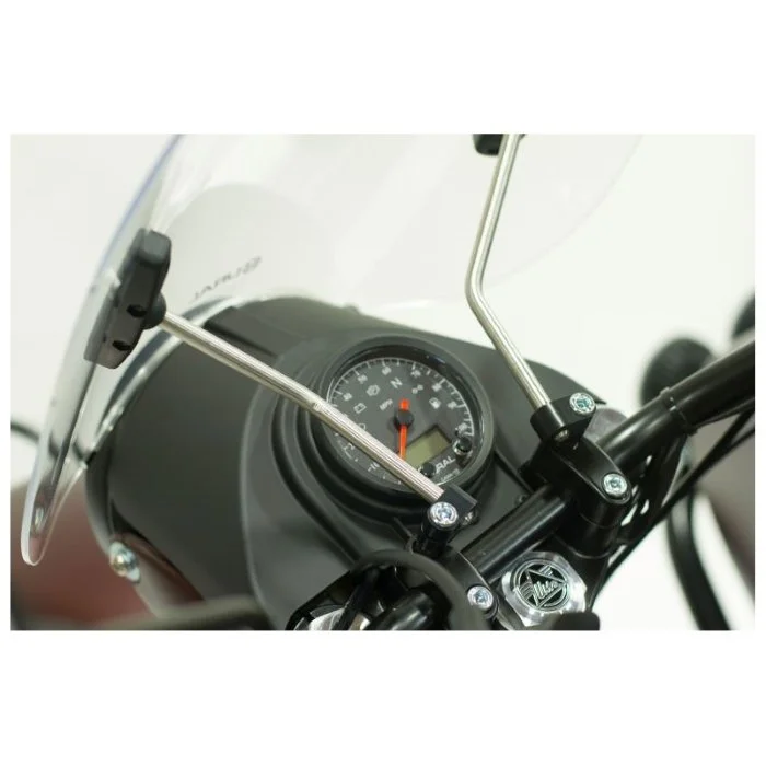 Pare-brise Ural transparent avec kit de montage, accessoire pour side-car Ural via Moto Side Aventure (concessionnaire side-car Ural)