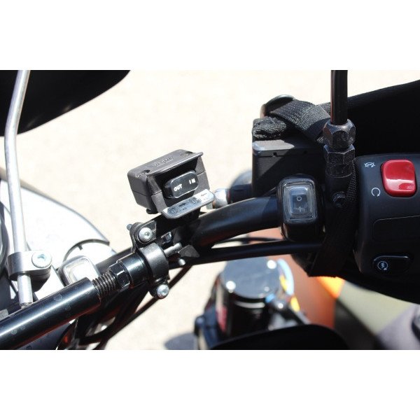 Le side-car Ural Expedition de 2024 est un side-car d'occasion de collection n'existant qu'en 20 modèle et disponible dans notre dépot/vente de Valence