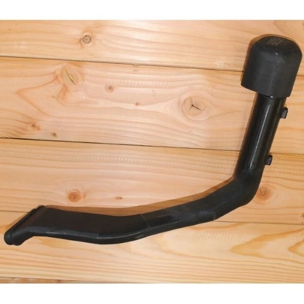 The Ural Snorkel is an accessory that raises the air intake, allowing the vehicle to fords rivers and providing better air intake.