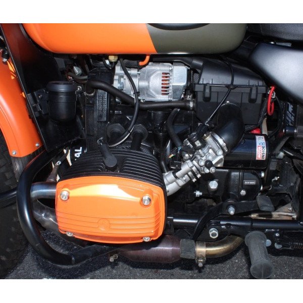 Le side-car Ural Expedition de 2024 est un side-car d'occasion de collection n'existant qu'en 20 modèle et disponible dans notre dépot/vente de Valence