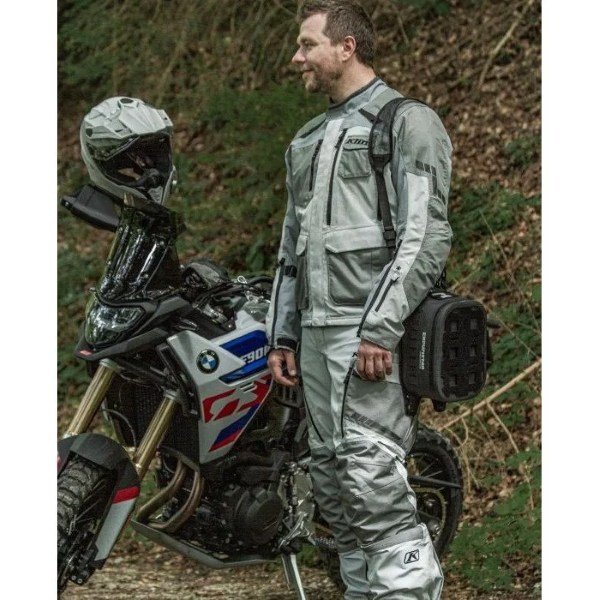 Light shoulder strap from Enduristan , Ural sidecar accessory via Moto Side Aventure (Ural sidecar dealer)