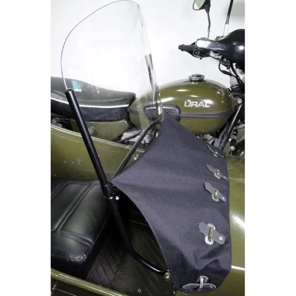 Pare-brise de side-car complet noir mat jusqu'en 2012, accessoire pour side-car Ural via Moto Side Aventure (concessionnaire side-car)