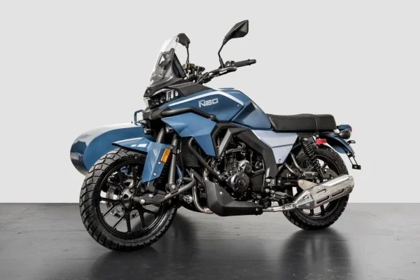 Photographie du side-car Ural Neo 500 bleu