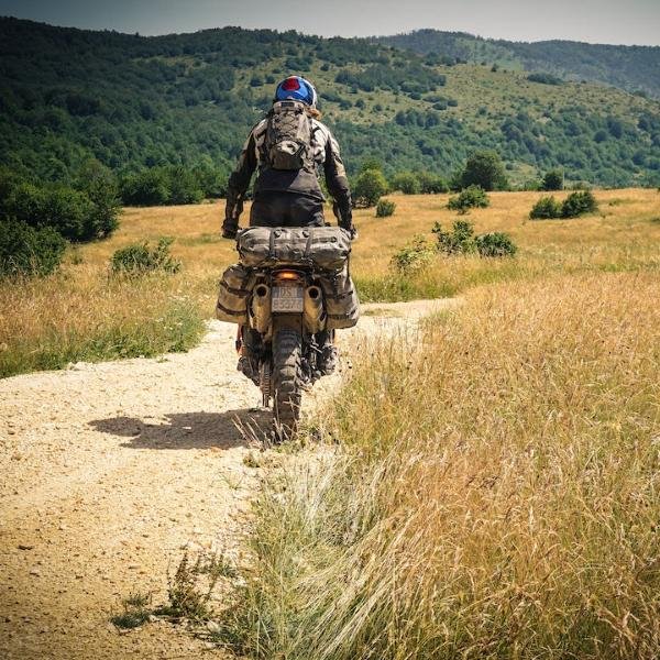 Sac à dos étanche Enduristan Hurricane 15 compatible avec les side-cars de marque Ural Motorcycles