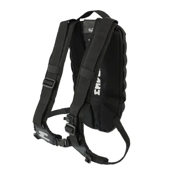 Sac à dos étanche Enduristan Hurricane 7 compatible avec les side-cars de marque Ural Motorcycles