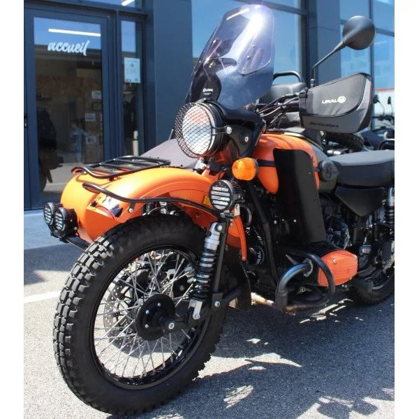 Le side-car Ural Expedition de 2024 est un side-car d'occasion de collection n'existant qu'en 20 modèle et disponible dans notre dépot/vente de Valence
