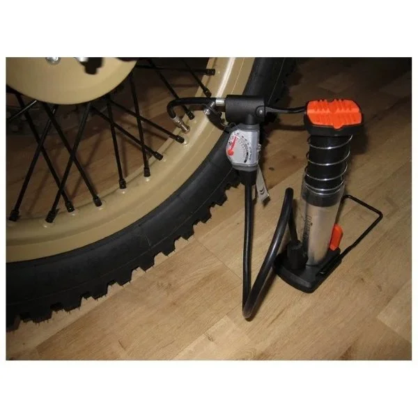 Mini foot pump with URAL extended hose