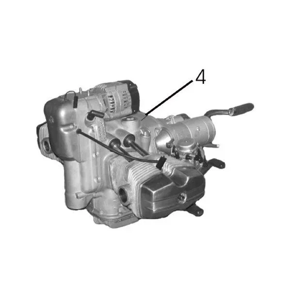 N°4 Moteur sans boîtier de filtre à air (pièce carbu)