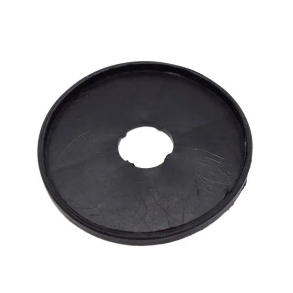 Protective washer for spare wheel nut