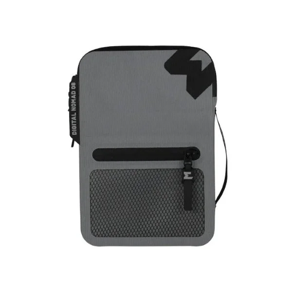 La funda protectora para ordenador o tableta Digital Nomad 08 de la marca Enduristan, accesorio para sidecar Ural, a través de Moto Side Aventure (distribuidor de sidecares Ural)