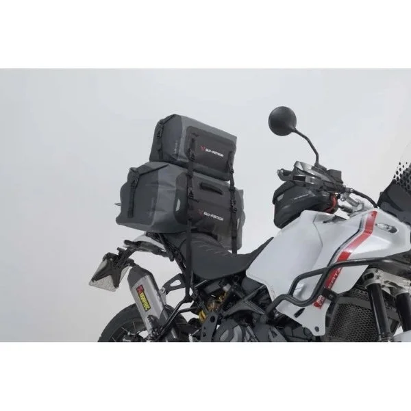 Sacoche de selle Drybag 180 gris/noir, Étanche, 18l, accessoire pour side-car ural via Moto Side Aventure (concessionnaire sidecar Ural)