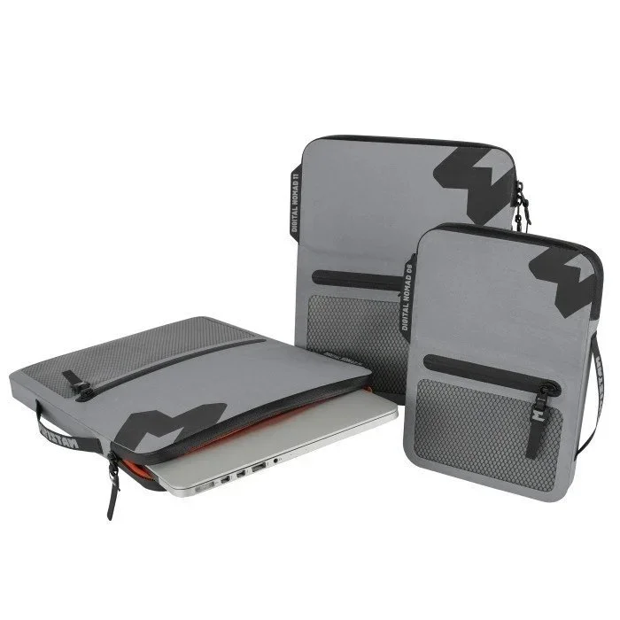 Digital Nomad PC/tablet protective case from Enduristan