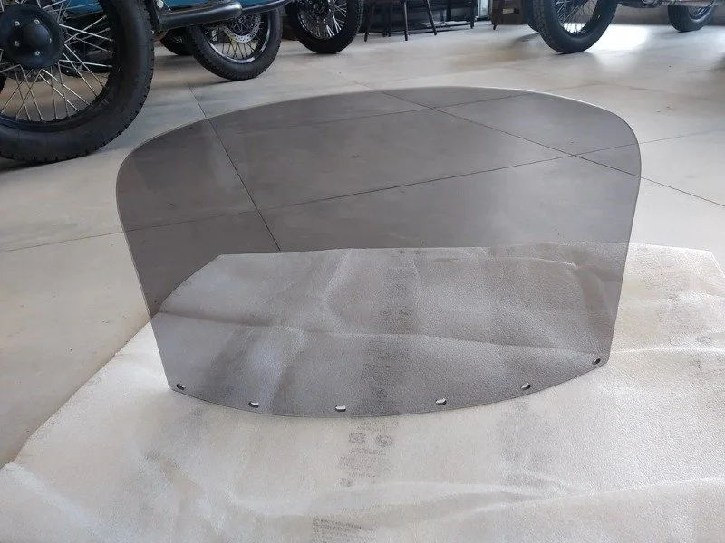 Smoke windscreen for sidecar windshield is an accessory for Ural sidecar via Moto Side Aventure