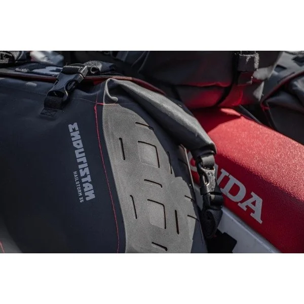 Sacoche Enduristan Hailstorm 35, accessoire side-car Ural via Moto Side Aventure (concessionnaire sidecar Ural)