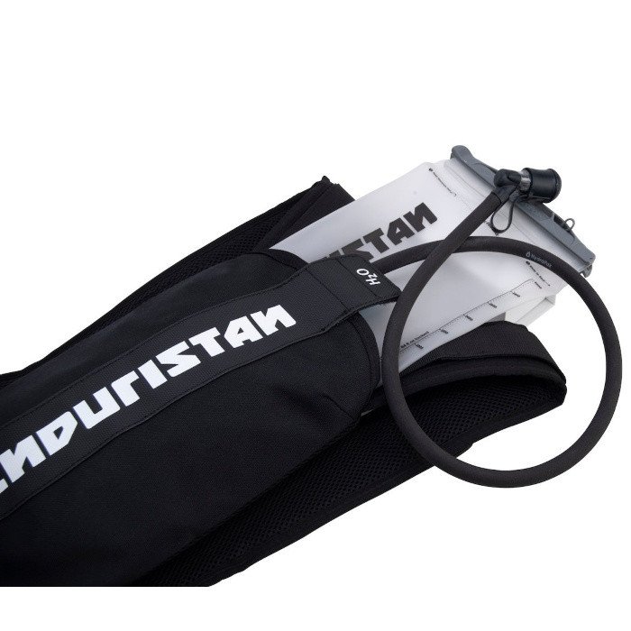 Sac à dos étanche d'hydratation Enduristan Hurricane Lyndon compatible avec les side-cars de marque Ural Motorcycles