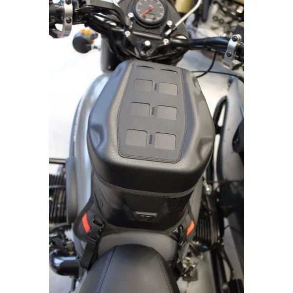 Sacoche de réservoir à sangles PRO Cross WP 5.5 L étanche, accessoire pour side-car Ural via Moto Side Aventure (concessionnaire sidecar Ural)
