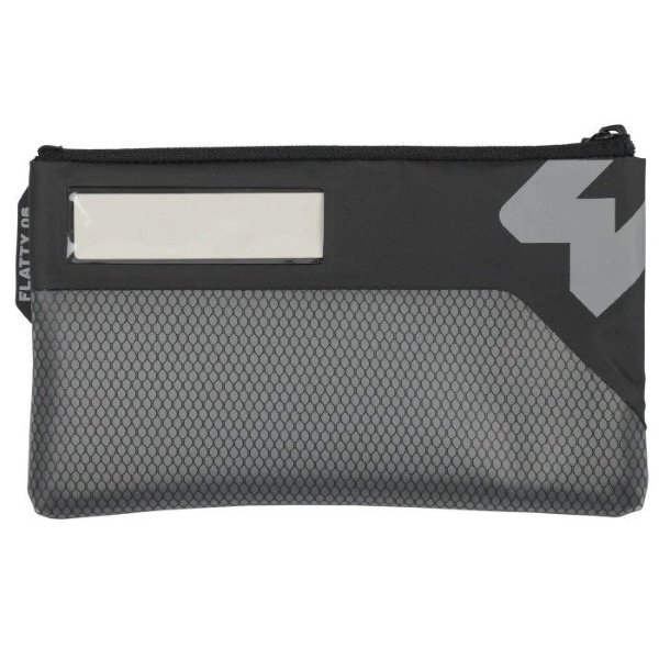 El organizador Flatty 06 de la marca Enduristan, accesorio para sidecar Ural, a través de Moto Side Aventure (distribuidor de sidecares Ural)