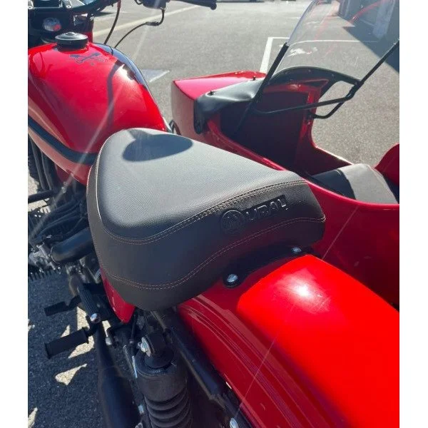 Ural Ct Octobre rouge série limitée 2/20 de 2016 à une roue motrice, side-car d'occasion en dépôt/vente via Moto Side Aventure