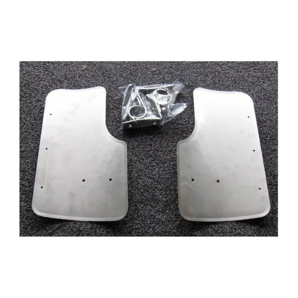 Set of leg mudguards with mounting