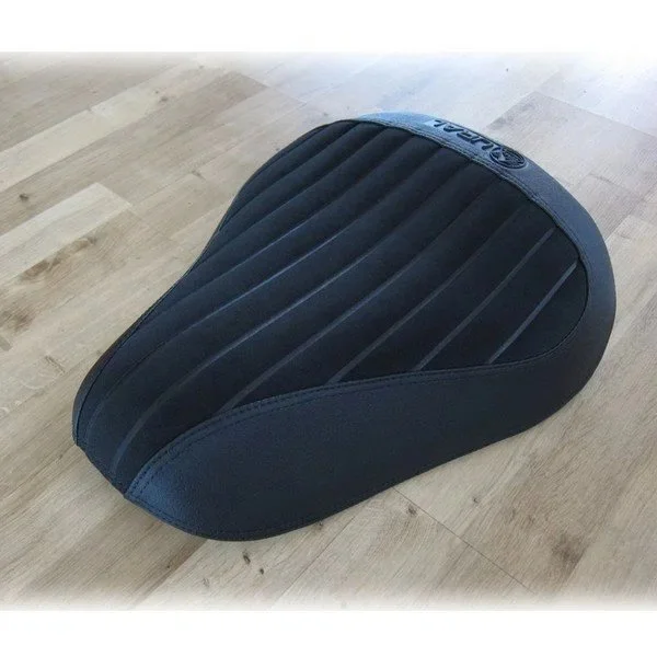 Siège à ressort GEL avec ressorts noires depuis 2017 est un accessoire pour side-car Ural via Moto Side Aventure (concessionnaire side-car Ural)