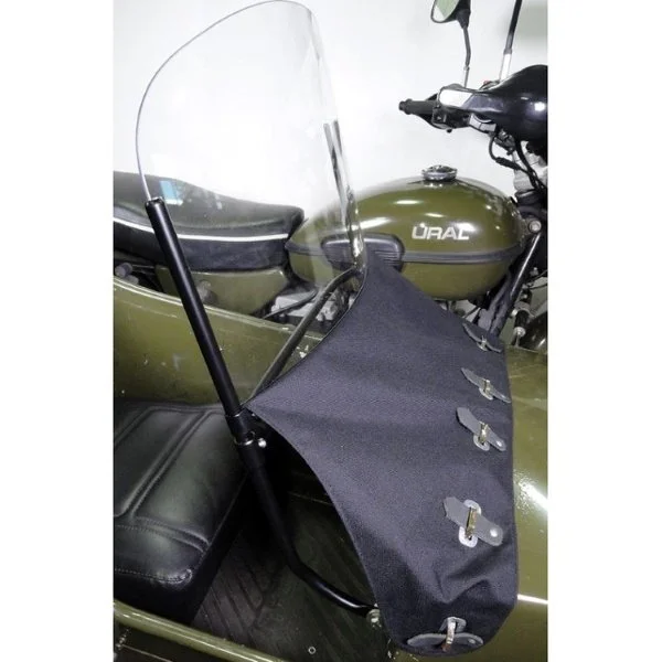 Complete flat black sidecar windshield, accessory for Ural sidecar via Moto Side Aventure (side car dealer)