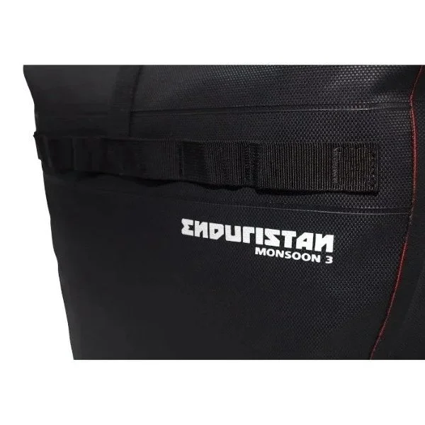 Las bolsas Moonsoon 3 de la marca Enduristan son un accesorio compatible con los sidecares de la marca Ural Motorcycles