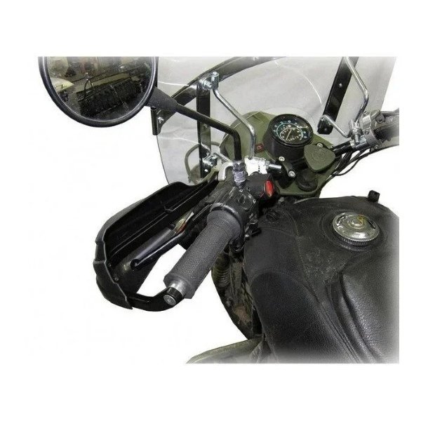 Protector de manos «versión pesada» con kit de montaje de aluminio, disponibles desde 2007, son un accesorio para sidecares Ural a través de Moto Side Aventure (distribuidor de sidecares Ural).