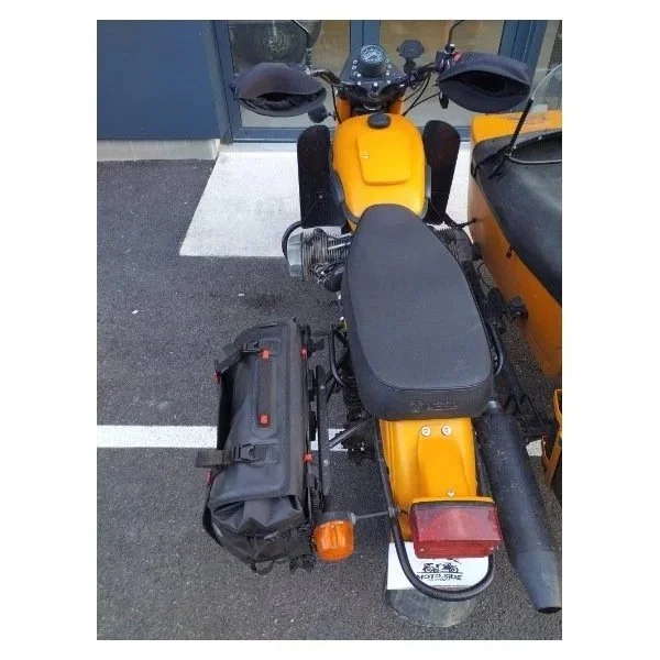 Conjunto de bola traseras SW-Motech con soporte y placa para sidecar Ural a través de Moto Side Aventure (distribuidor de sidecares Ural)