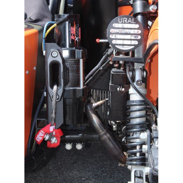 Le side-car Ural Expedition de 2024 est un side-car d'occasion de collection n'existant qu'en 20 modèle et disponible dans notre dépot/vente de Valence