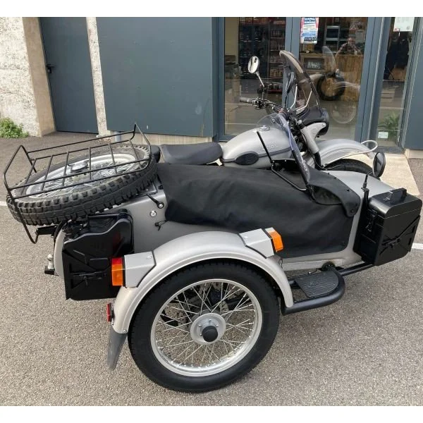 Le side-car Ural Sportsman 2RM 2022 est un side-car d'occasion de collection n'existant qu'en 20 modèle et disponible dans notre dépot/vente de Valence