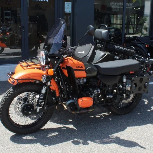 Le side-car Ural Expedition de 2024 est un side-car d'occasion de collection n'existant qu'en 20 modèle et disponible dans notre dépot/vente de Valence