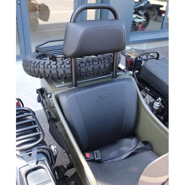 Le side-car Ural Expedition de 2024 est un side-car d'occasion de collection n'existant qu'en 20 modèle et disponible dans notre dépot/vente de Valence
