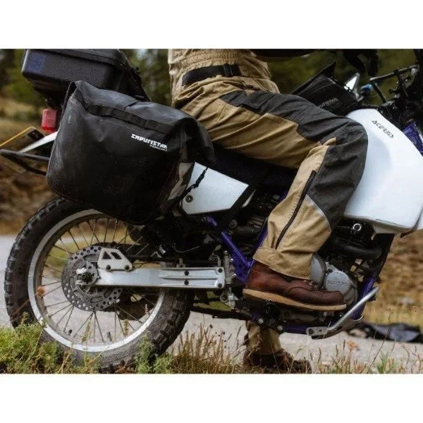 Enduristan Moonsoon 3 bags are accessories compatible with Ural Motorcycles sidecars.