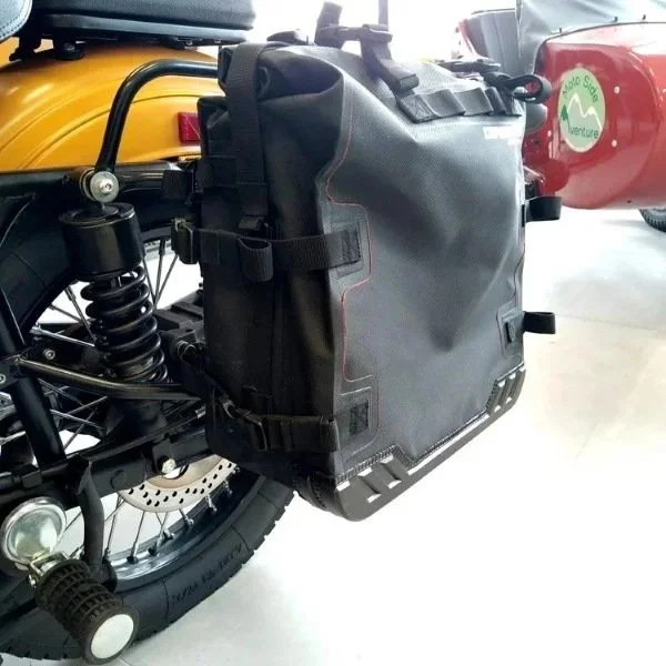 Soporte universal para maleta - Trasero, accesorio para sidecar Ural a través de Moto Side Aventure (distribuidor de sidecares Ural)