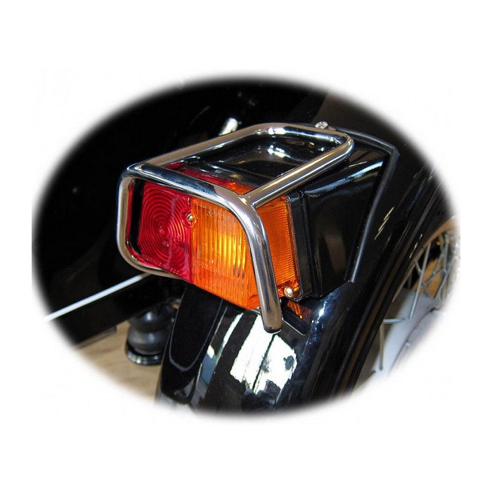 Protection feux du side car chrome, accessoire pour side-car Ural via Moto Side Aventure (concessionnaire sidecar Ural)