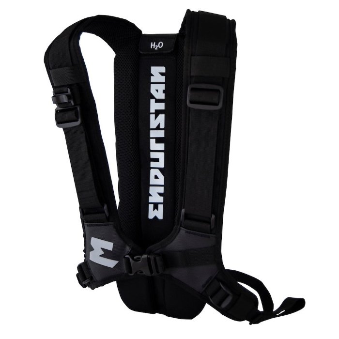 Sac à dos étanche d'hydratation Enduristan Hurricane Lyndon compatible avec les side-cars de marque Ural Motorcycles