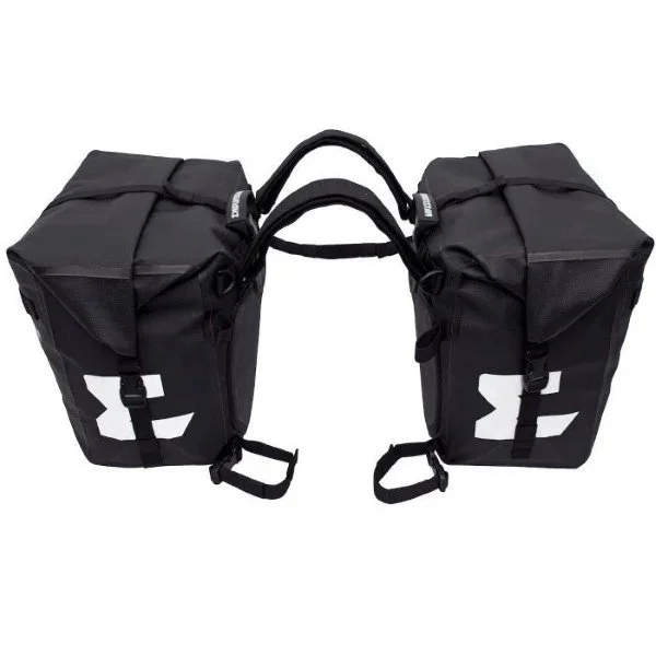 Enduristan Moonsoon 3 bags are accessories compatible with Ural Motorcycles sidecars.