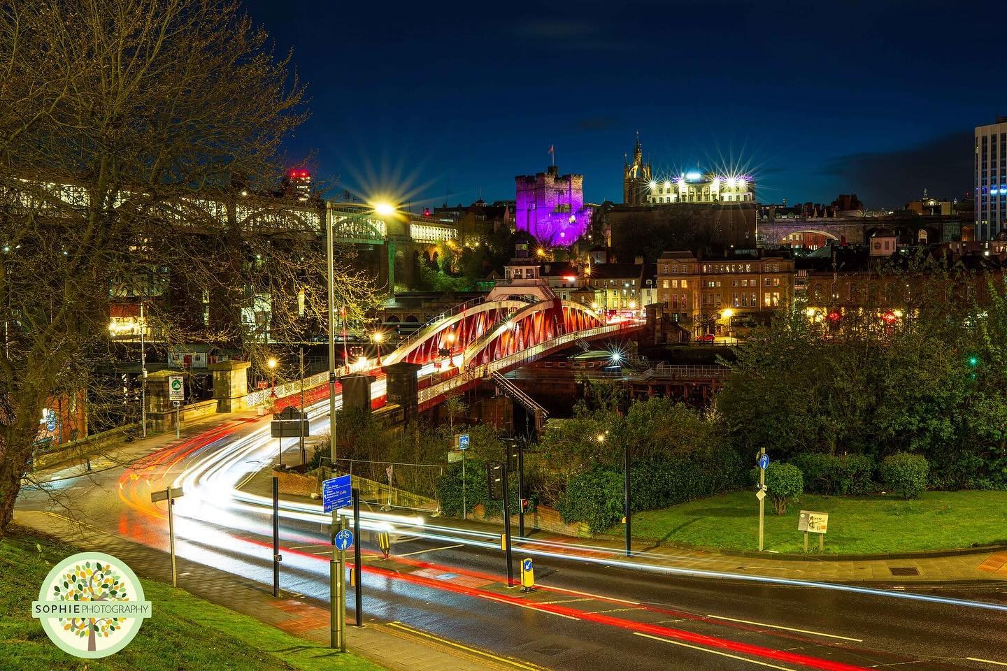 The Swing Bridge with matching light trails 🌁⁣
⁣
I love this view from Gateshead looking towards Newcastle, you can see so many spectacular buildings, from the Castle Keep, to St Nicholas&rsquo; Cathedral and even the Vermont Hotel. ⁣
⁣
At blue hour