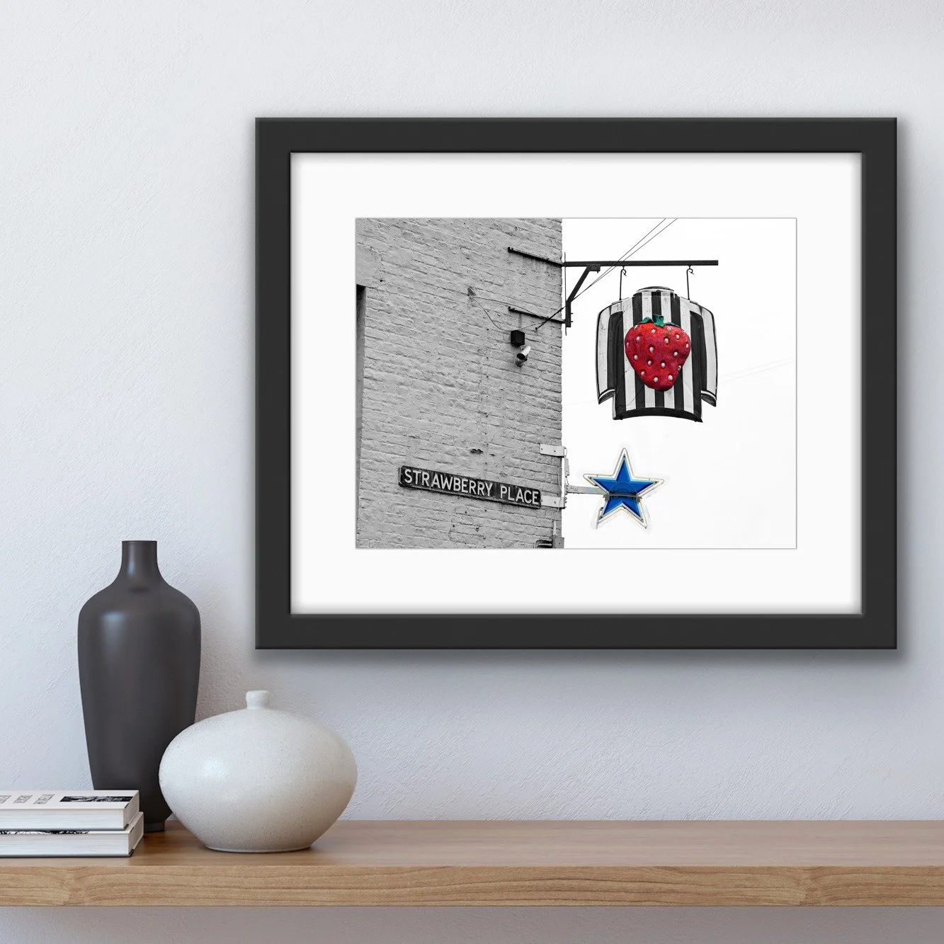 🎁⚫⚪ Christmas shopping mode: ON! ⚫⚪🎁

Got a Newcastle United fan on your gift list this year? 🎄 We&rsquo;ve got you covered!

Come and visit us over the next few days at the Metrocentre and discover the perfect presents for any Toon Army supporter