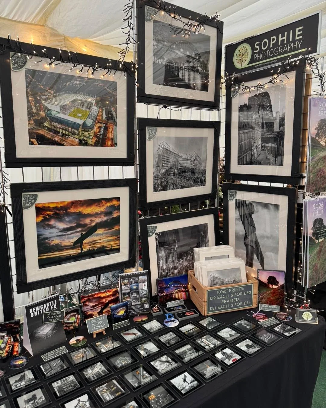 It&rsquo;s Brocksbushes Farm Shop Christmas Fayre time! 🎄✨
I&rsquo;m all set up and ready for a festive weekend with prints, coasters, keyrings, slate photos, calendars, baubles and so much more - perfect for Christmas presents!

And don&rsquo;t for