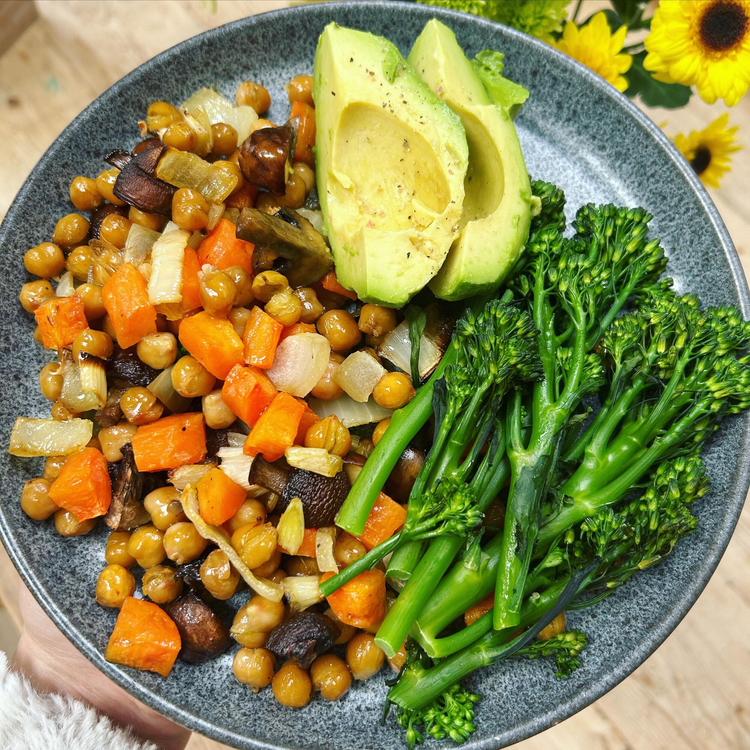 This is one of my favourite quick meals. Roasted chickpeas with any kind of spare veg added on. On this occasion I roasted some diced carrot and mushrooms. All you need to do is empty and rinse a tin of chickpeas, then roast them in the oven with a l