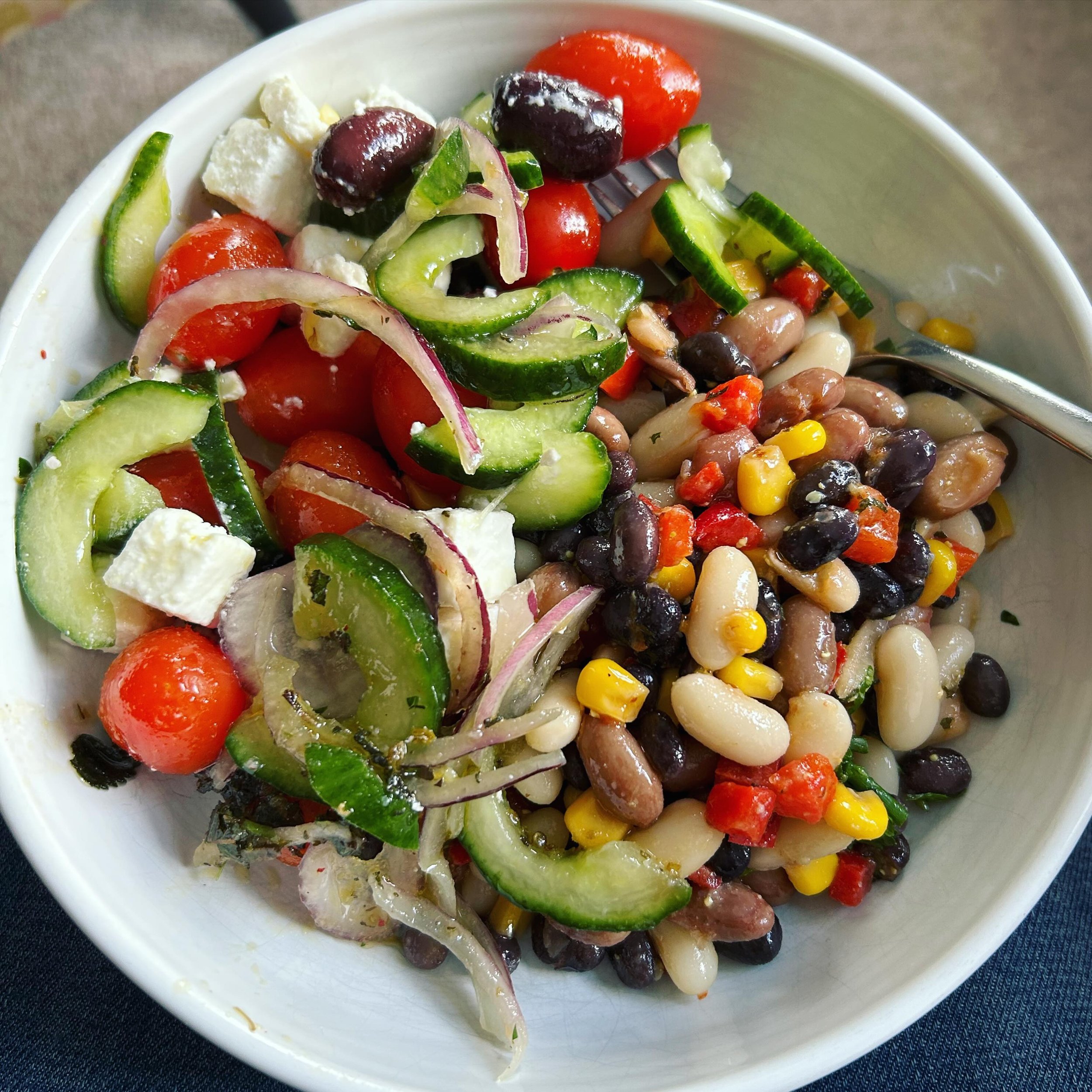 Do you buy your lunch out? If you rely on popping out of the office to get your food then mixing and matching filling salads is likely to be more helpful to your afternoon energy and concentration than buying a sandwich. This salad combo from M&amp;S