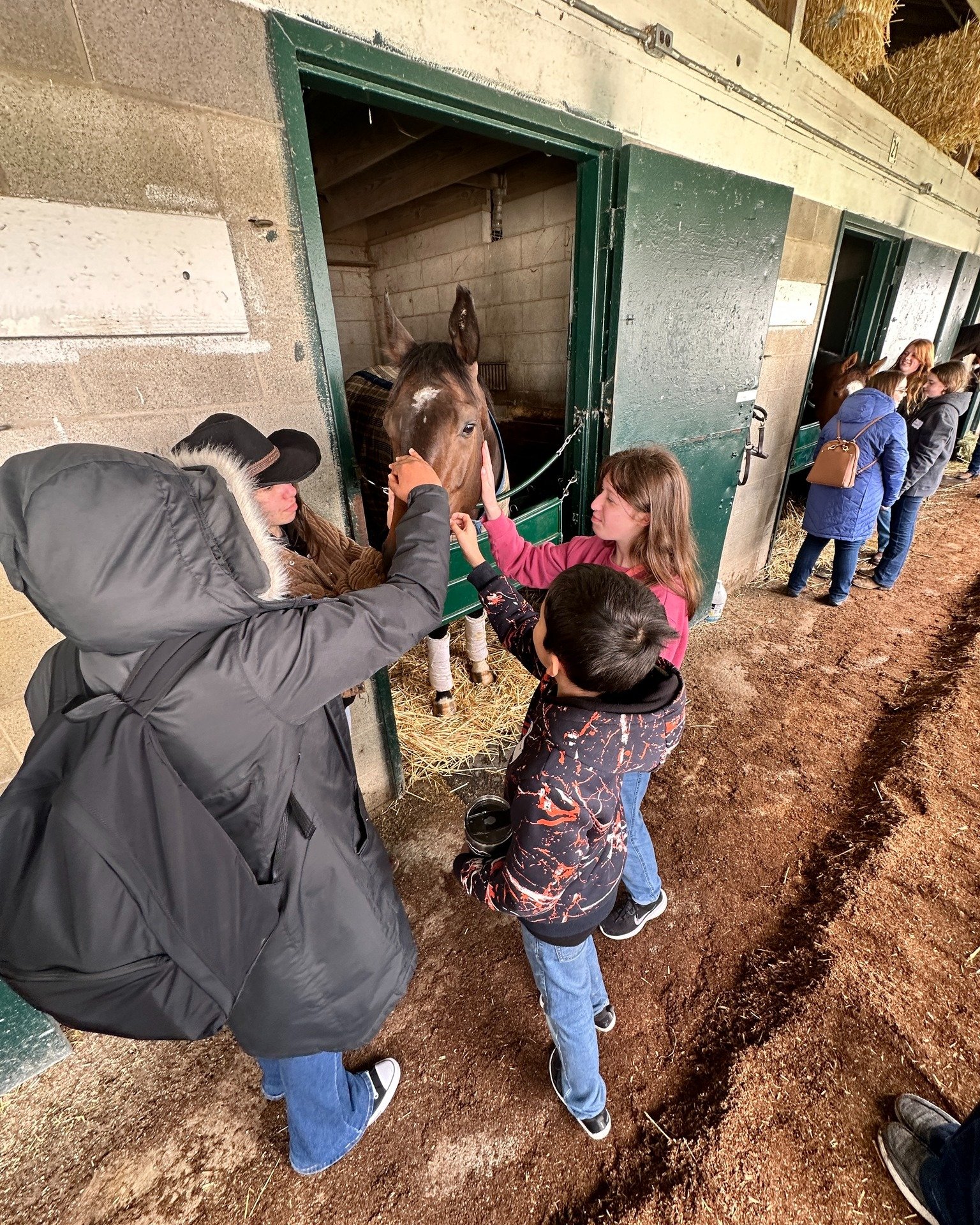 It was a great start to the @Keeneland meet on Friday when Amplify kicked off the month hosting &quot;Spring Break with Amplify Horse Racing!&quot; 

Our day started at @winstarfarm's training center, where our group watched some of the WinStar resid