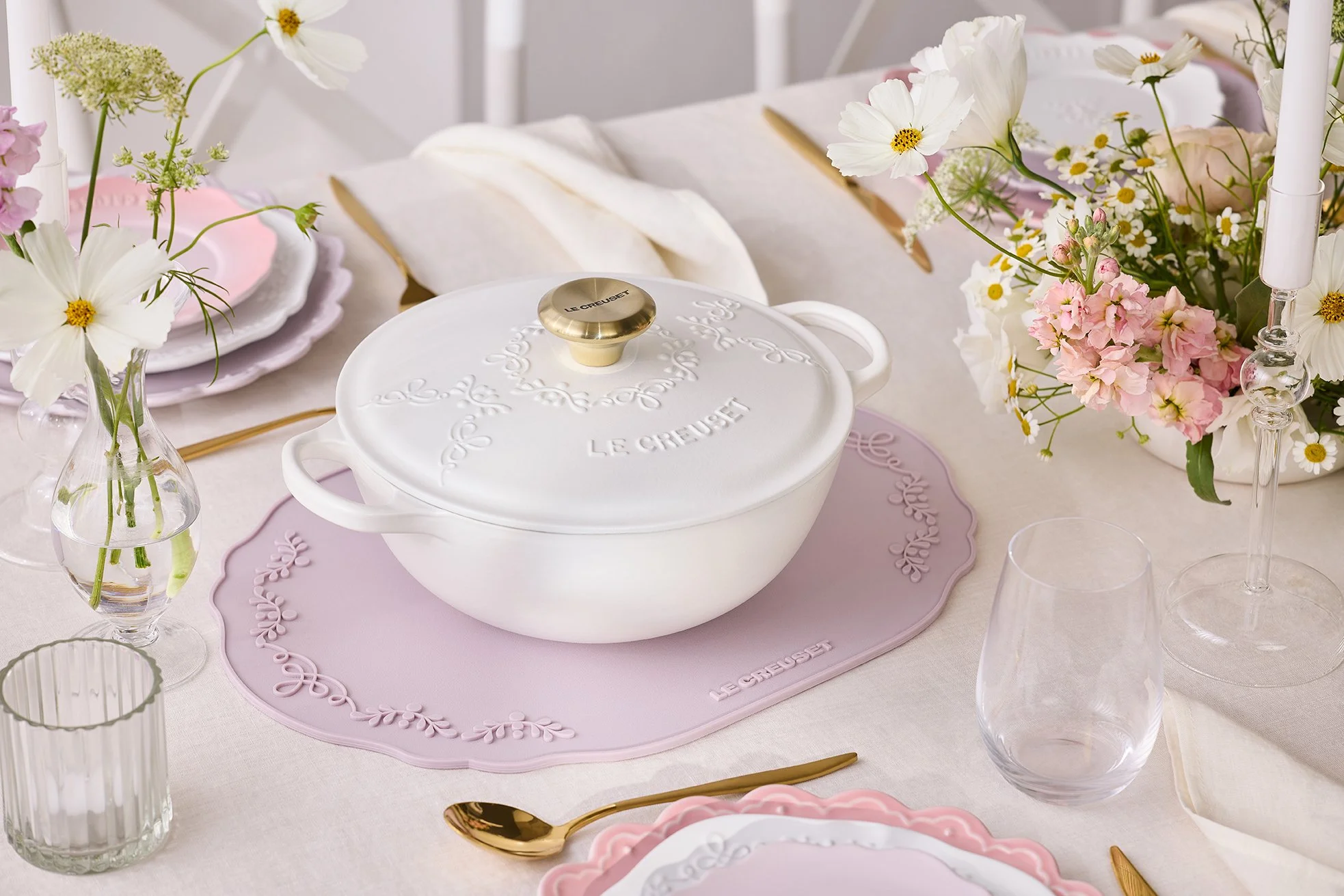 LE CREUSET_ETERNITY_LACE_0210.jpg