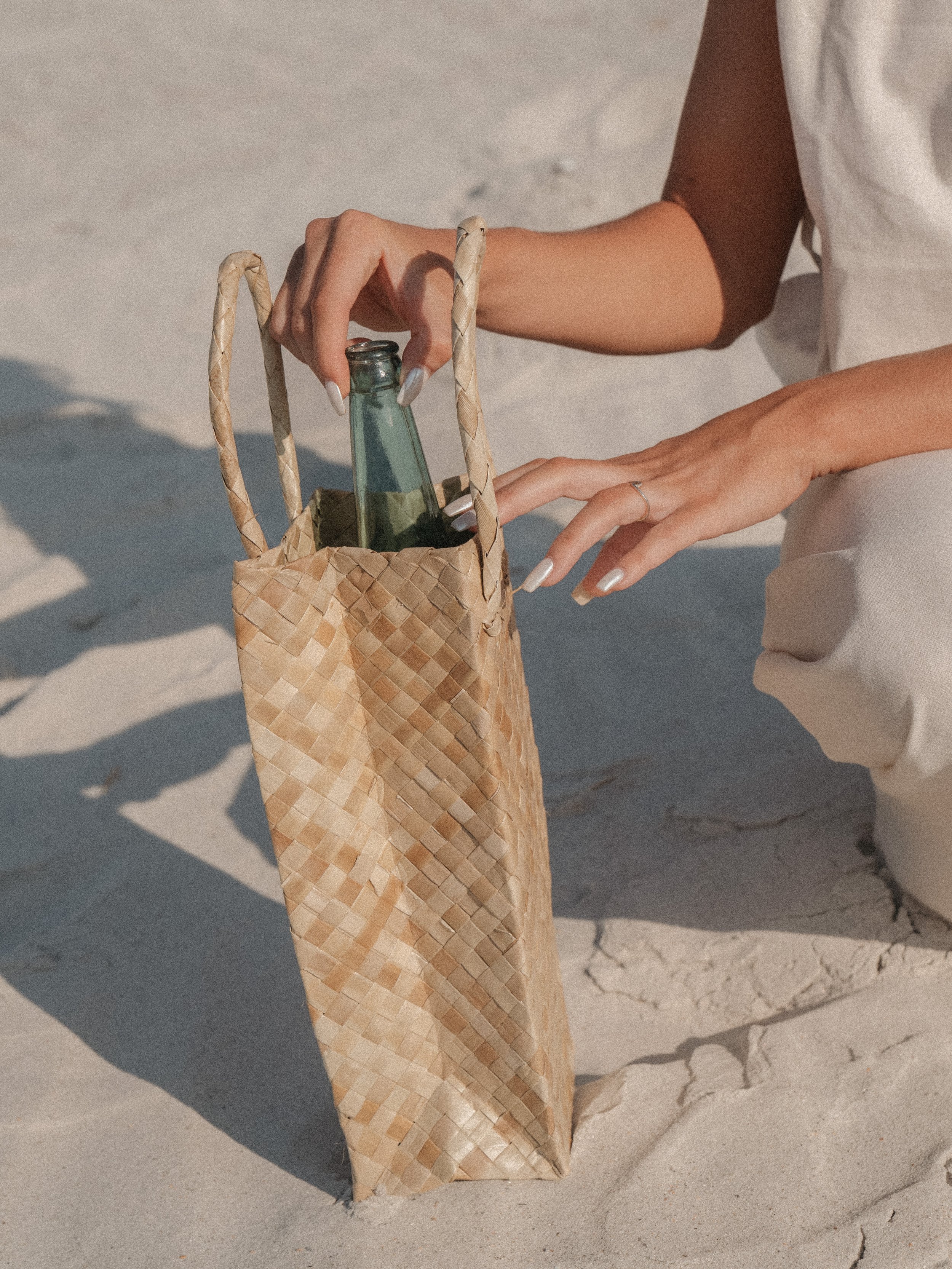 Woven Bottle Tote