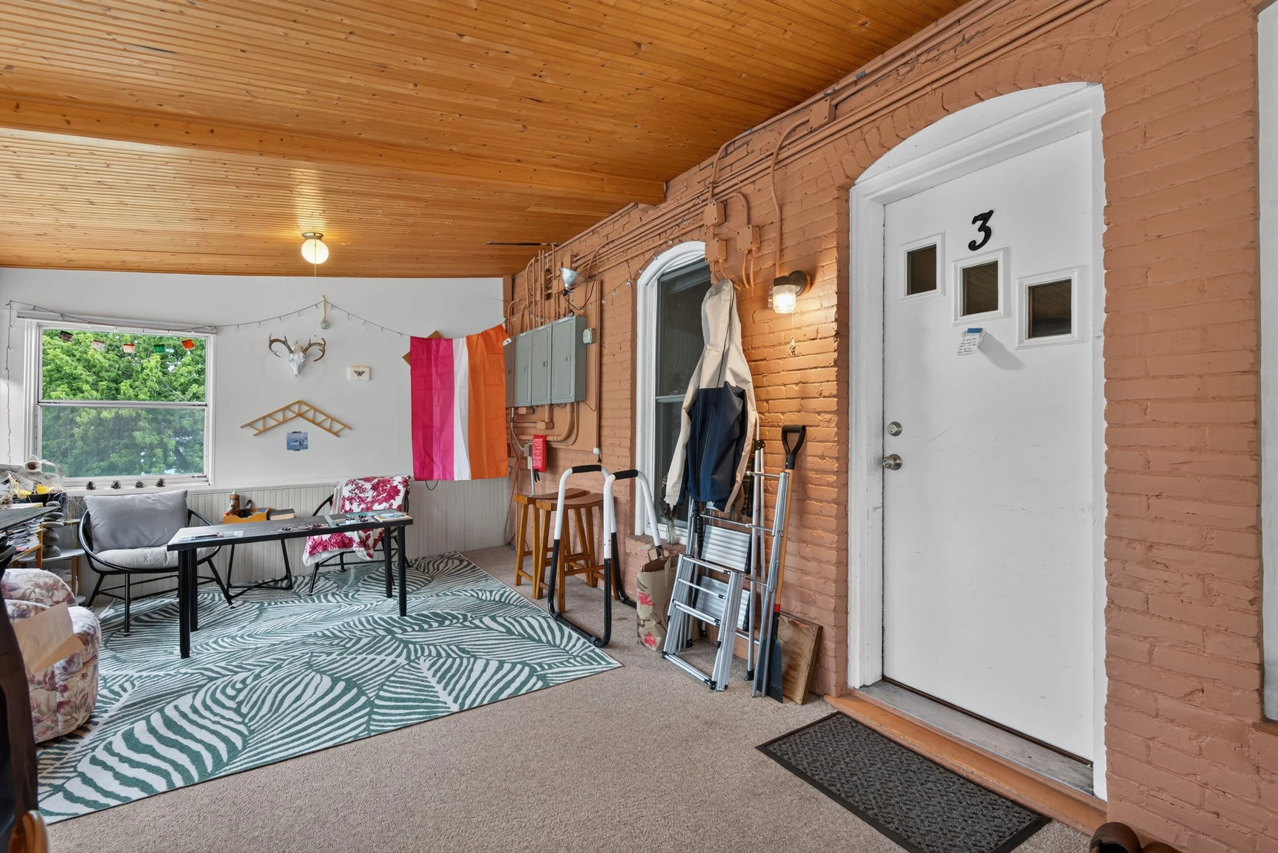 Upper Level Rear Porch