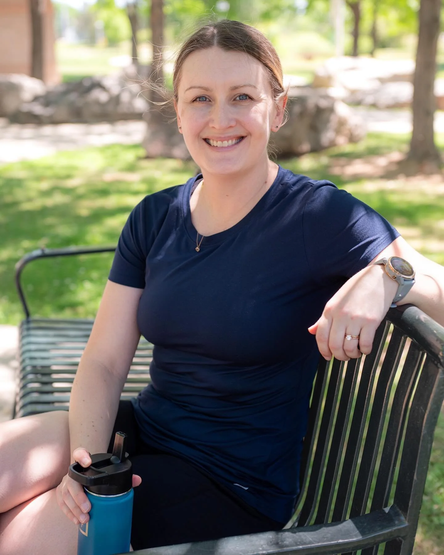 Hi! I haven&rsquo;t posted for a while so allow me to reintroduce myself,

⭐️ I am a Seattle native living in Colorado with my husband

⭐️ We both work from home and we have no kids or pets 

⭐️ I am a 4x certified coach with the 5th (run coaching) i