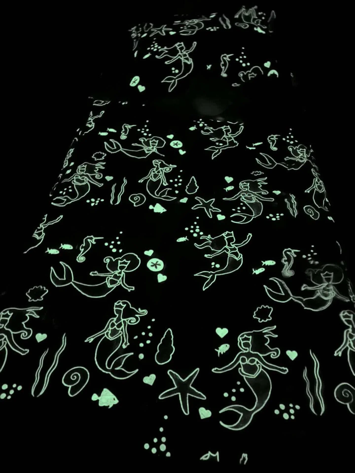 &ldquo;You know what&rsquo;s a win - when your zipitbedding is glow in the dark so you now ask mom and dad to close your door and turn the hallway light off&rdquo; Get your Zipit Bedding set now at Amazon! They&rsquo;re selling out fast!